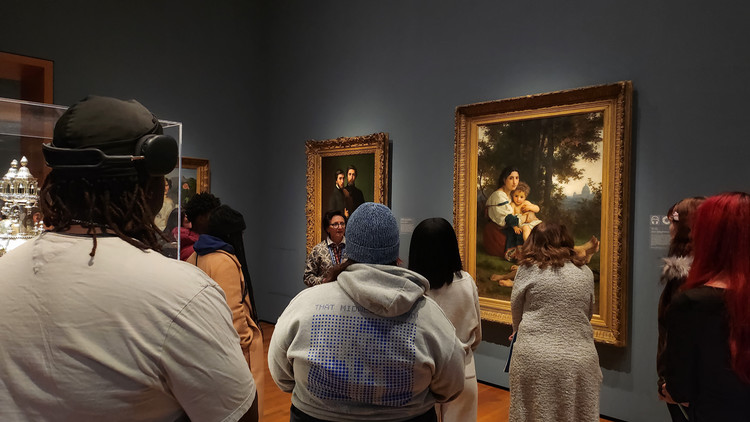 students at museum